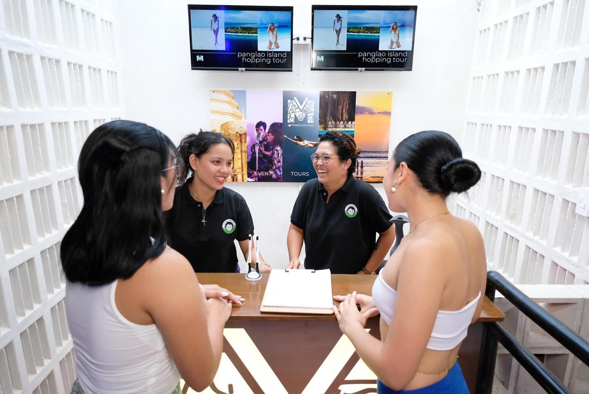 Hostel Mad Monkey Dumaguete Dumaguete City Zewnętrze zdjęcie