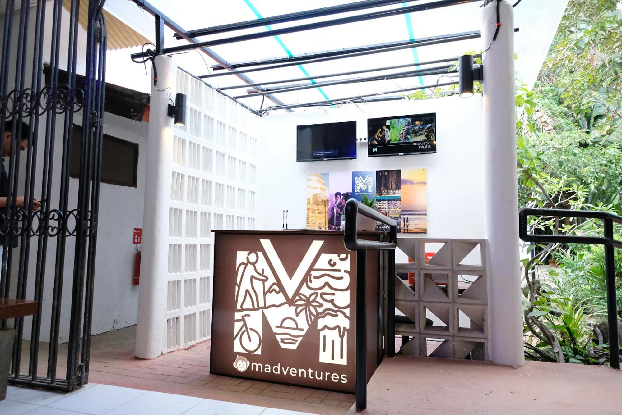 Hostel Mad Monkey Dumaguete Dumaguete City Zewnętrze zdjęcie